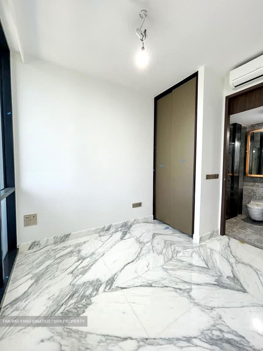 Van Holland (D10), Condominium #595747351